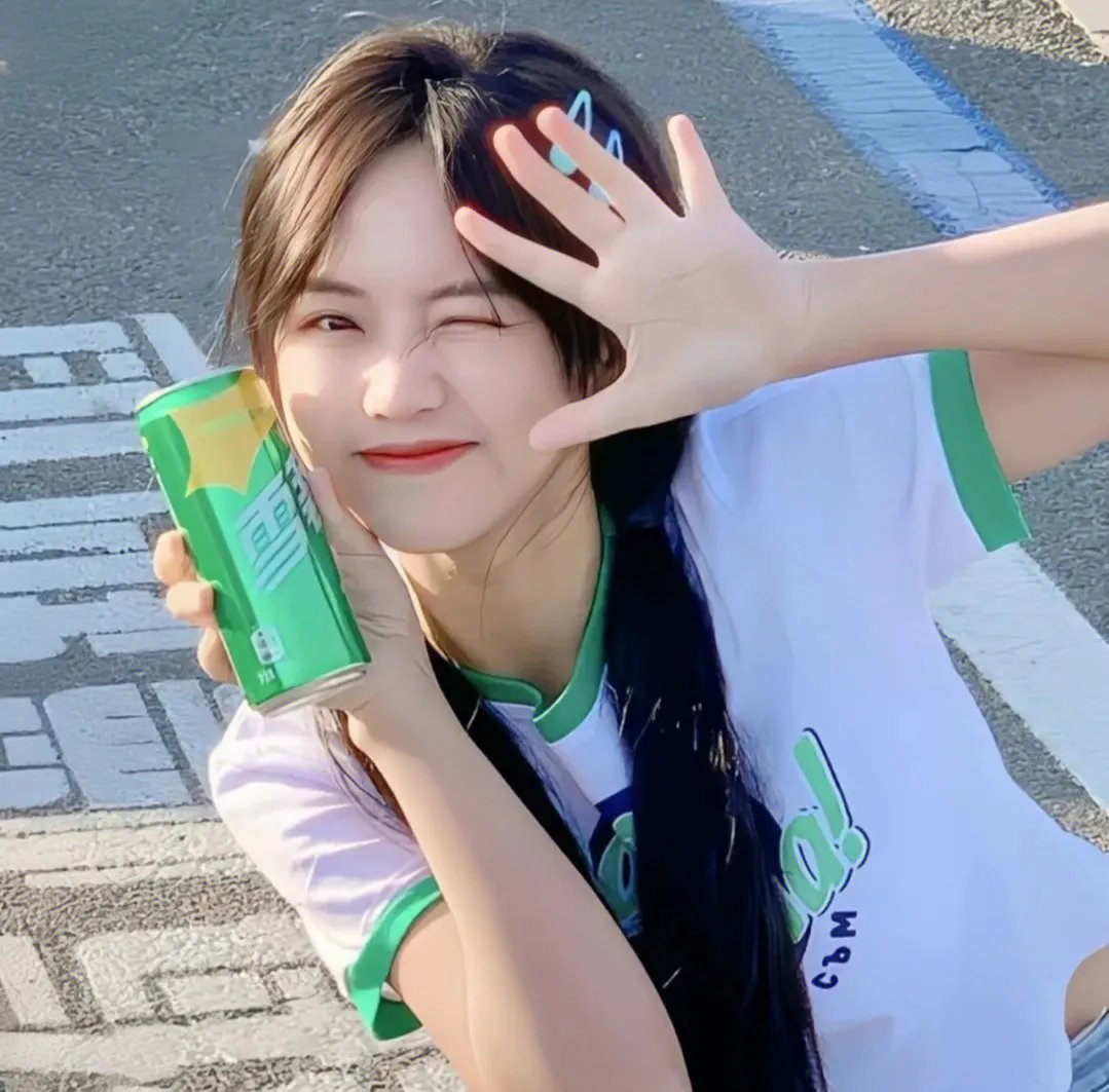 阳光小美女